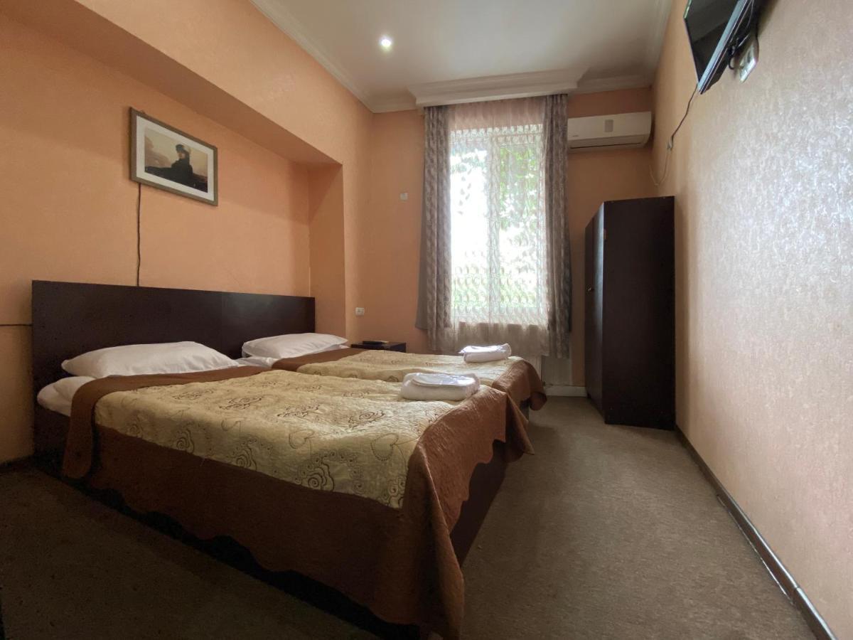 Hotel Shalimar Tbilisi Esterno foto