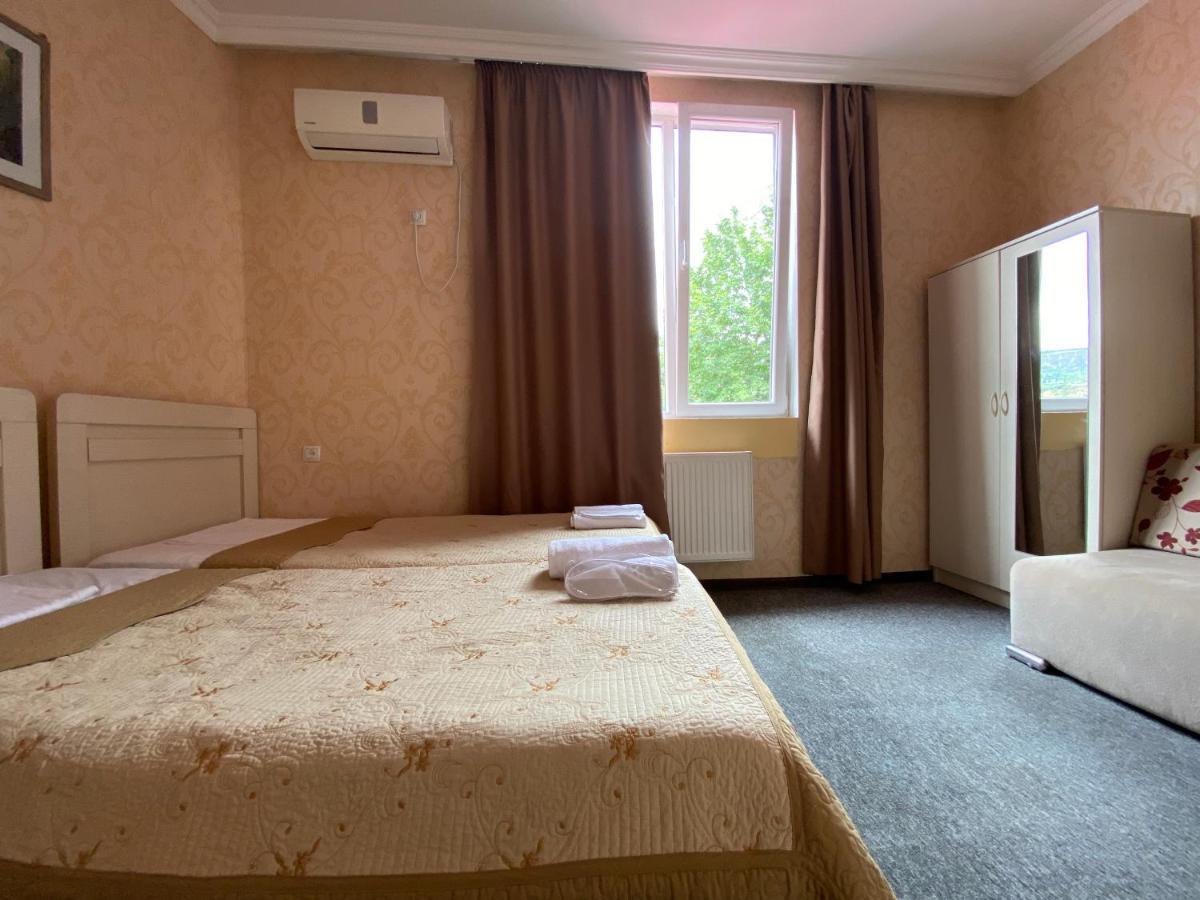 Hotel Shalimar Tbilisi Esterno foto