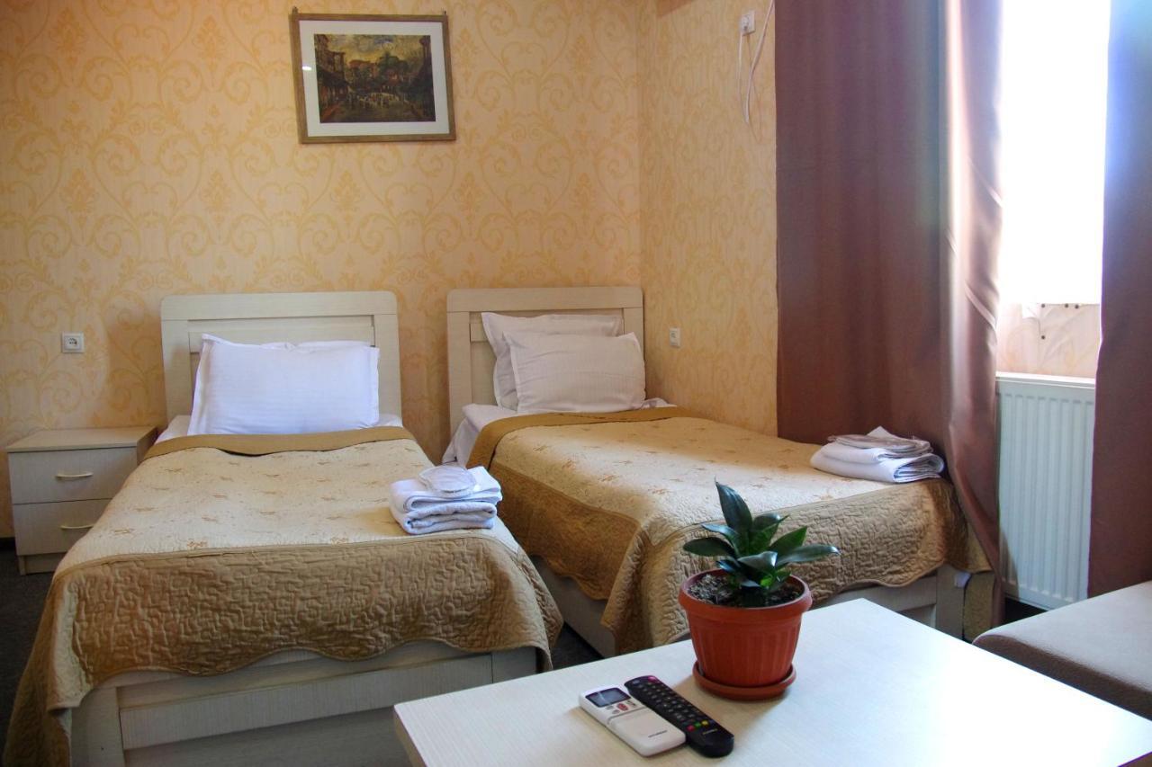 Hotel Shalimar Tbilisi Esterno foto